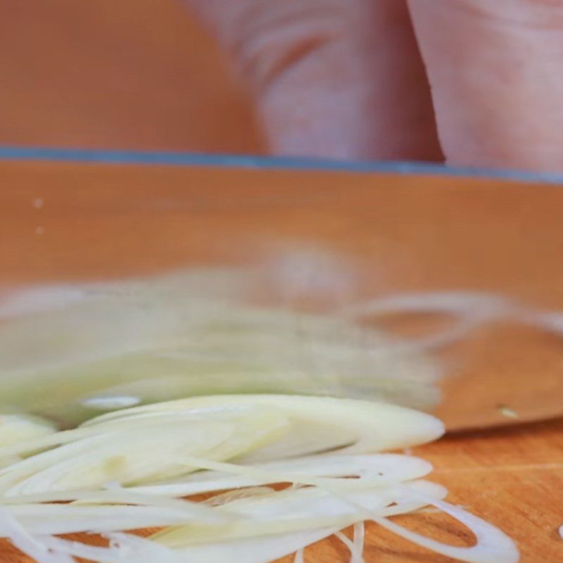 Step 2 Prepare other ingredients Grilled frog in bamboo tube