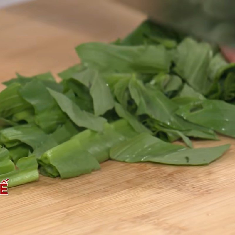 Step 2 Prepare other ingredients Stir-fried snails with green pepper