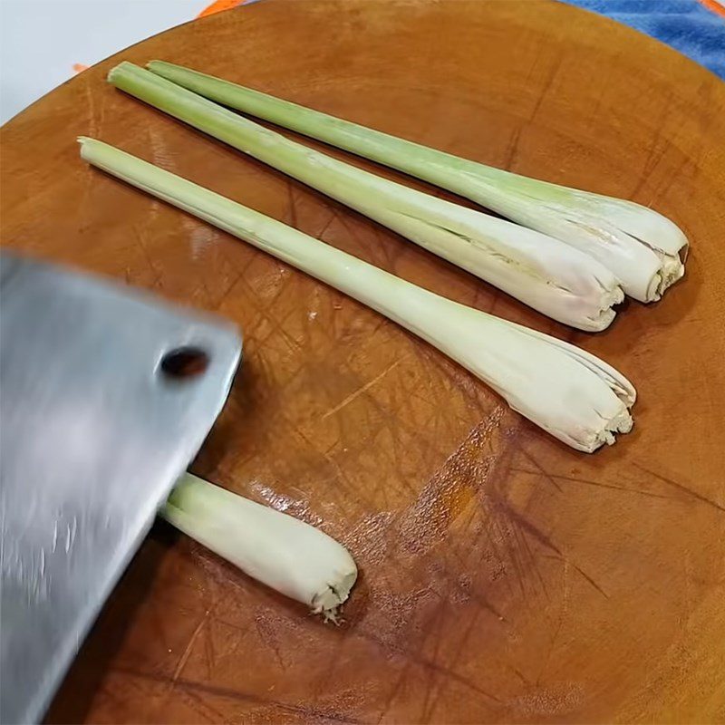 Step 2 Prepare other ingredients for Frog Hotpot