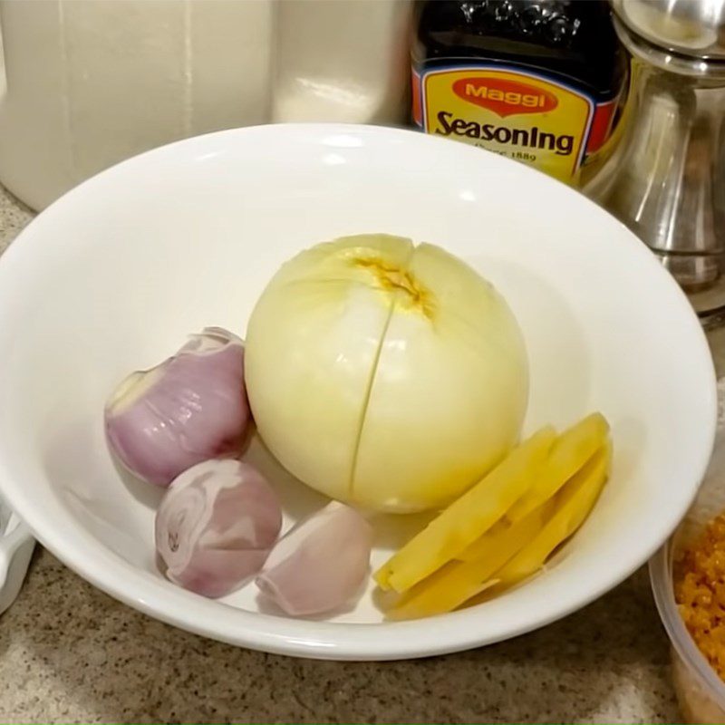 Step 2 Prepare other ingredients Chicken noodle salad