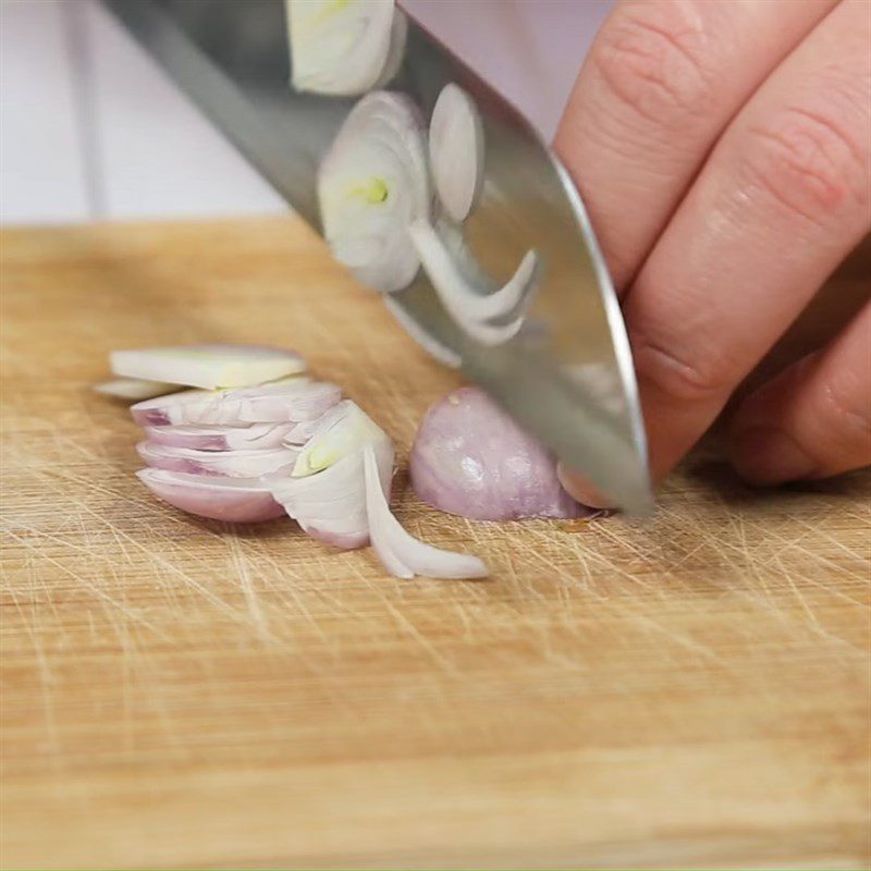 Step 2 Prepare other ingredients Carp with sour bamboo shoots