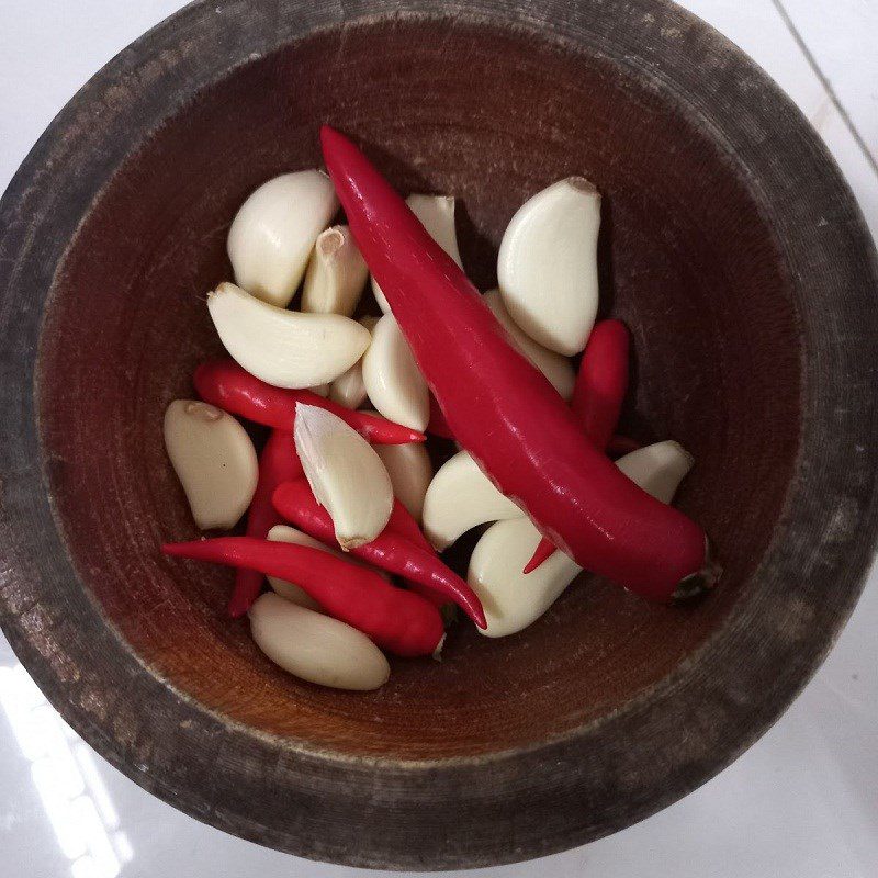 Step 2 Prepare the other ingredients Salad with crab claw vegetable