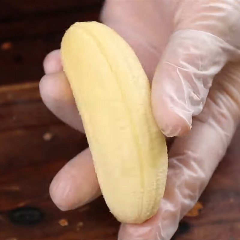 Step 1 Prepare the bananas Chewy Dried Banana
