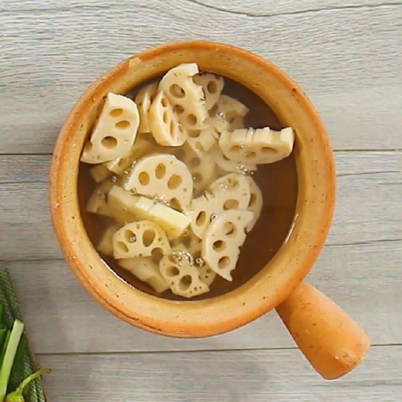 Step 2 Prepare the lotus root for Braised Pork with Lotus Root