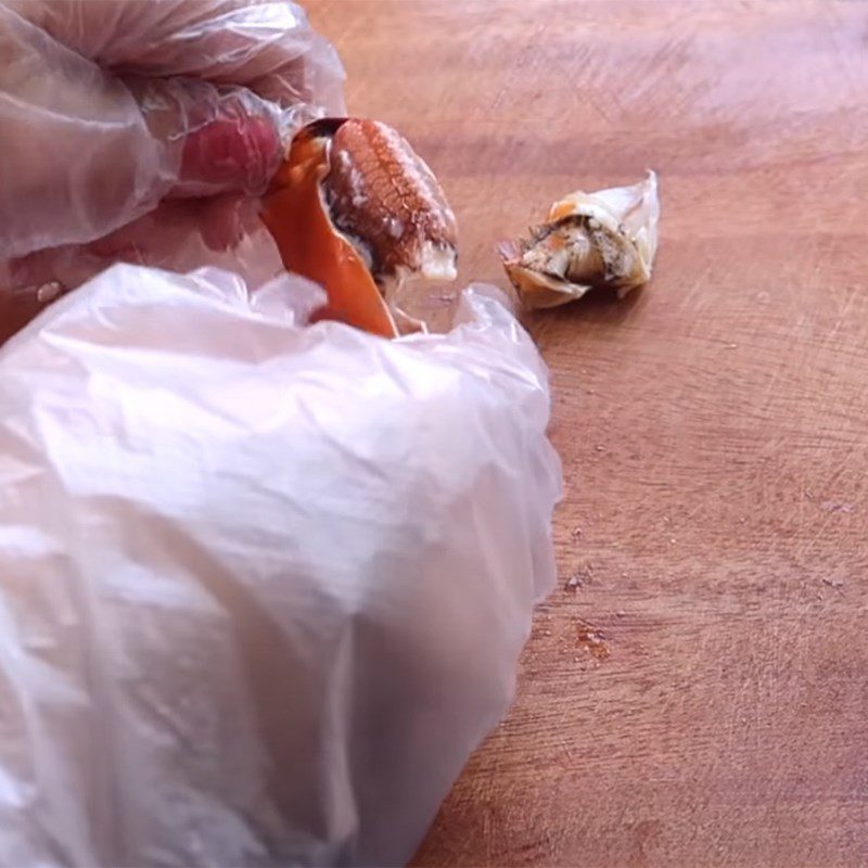 Step 1 Preparing crab Shredded chicken crab soup
