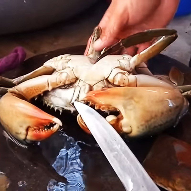 Step 1 Prepare the crab Stir-fried Soft Tofu with Crab Meat