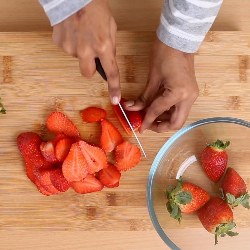 Step 1 Prepare the strawberries Strawberry Ice Cream Bars