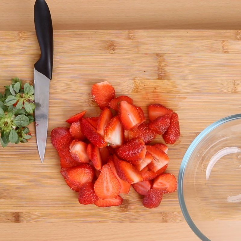 Step 1 Prepare the strawberries Strawberry Ice Cream Bars