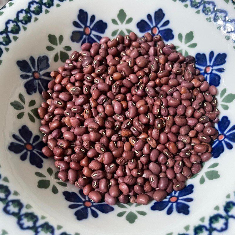 Step 1 Prepare red beans Red bean and aloe vera dessert