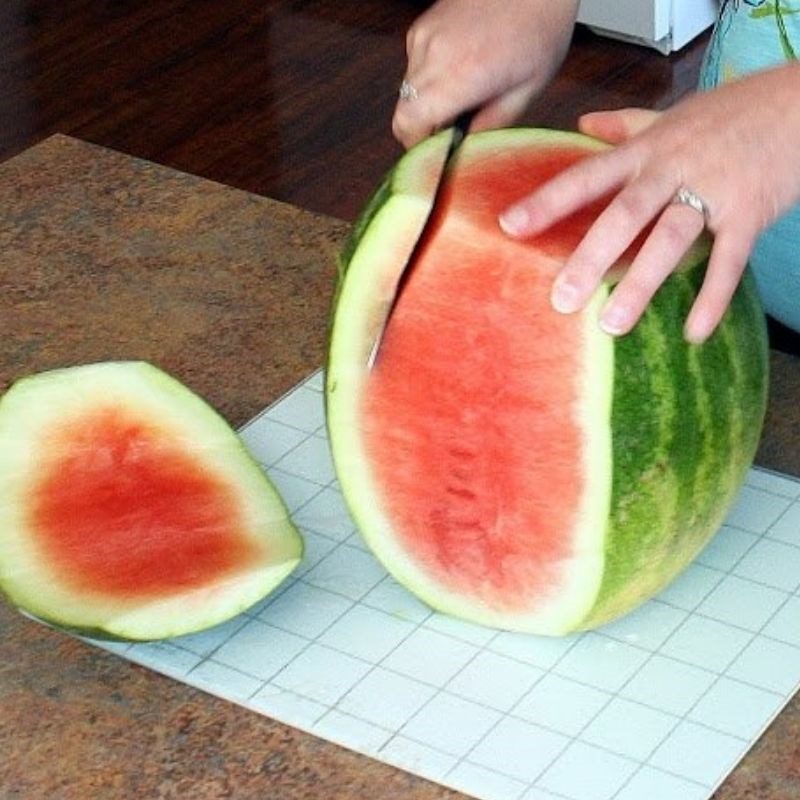 Step 1 Prepare watermelon for Sweetened Condensed Milk Watermelon Smoothie
