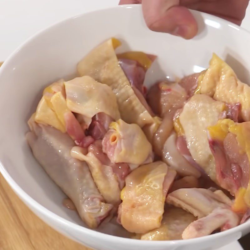 Step 1 Prepare the chicken Steamed Chicken with Ginger and Lemongrass