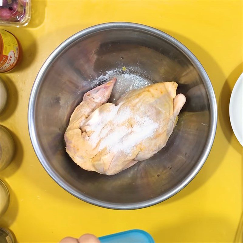 Step 1 Prepare the chicken Beer Steamed Chicken