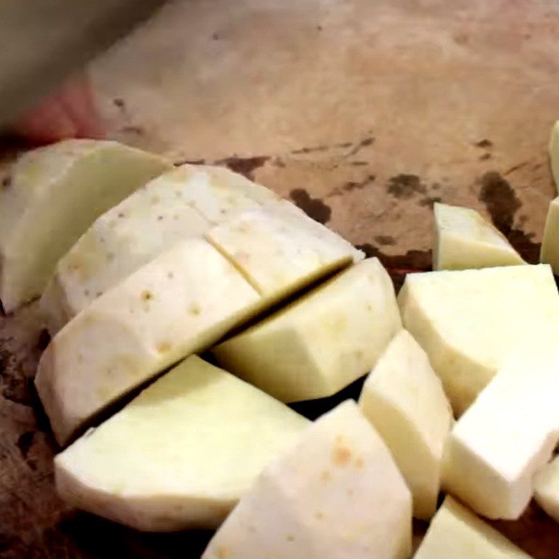 Step 1 Prepare the taro for Taro Coconut Milk