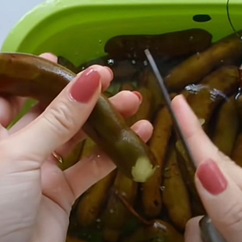 Step 1 Prepare the tamarind Sweet and Sour Tamarind