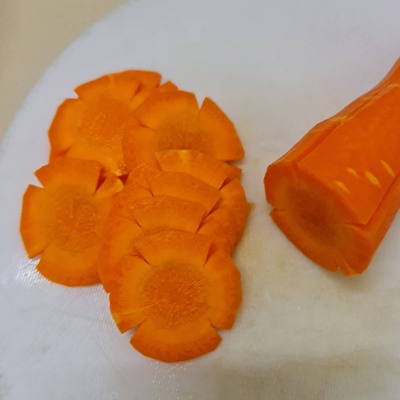 Step 1 Prepare the ingredients for stuffed squash blossoms (Recipe shared by a user)