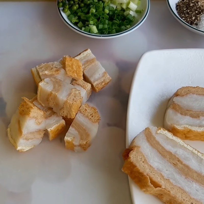 Step 1 Prepare the ingredients for Vegetarian Braised Pork Belly with Pepper