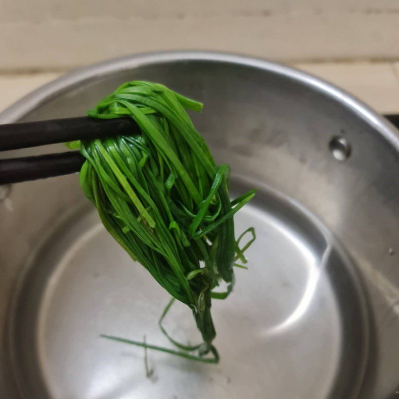 Step 1 Prepare the ingredients for stuffed squash blossoms (Recipe shared by a user)
