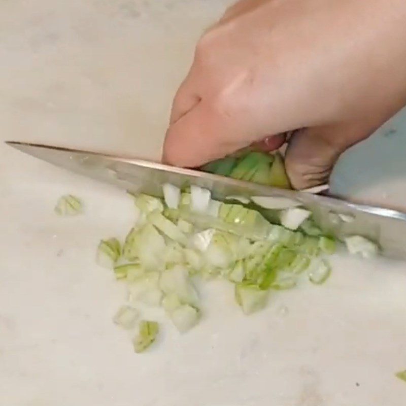 Step 1 Prepare the ingredients for Garlic Fried Abalone Mushrooms