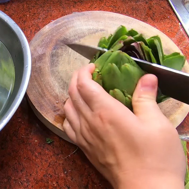 Step 1 Prepare the ingredients for Fresh Artichoke Tea