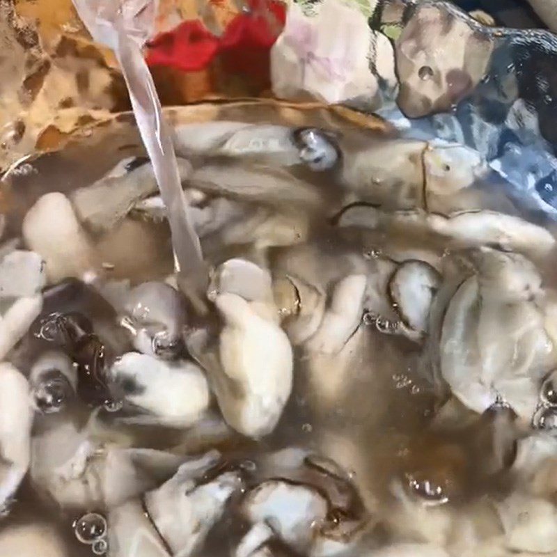 Step 1 Prepare the ingredients for Beef with Oyster Sauce (Recipe shared from TikTok Let's Cook with TasteVN)