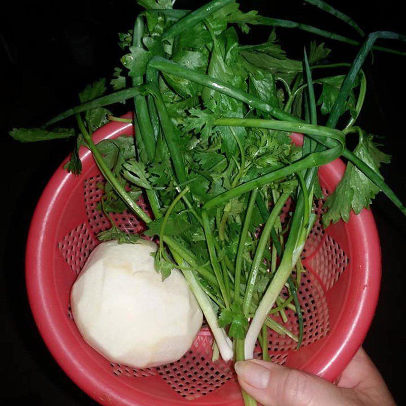 Step 1 Prepare the ingredients for vegetarian mushroom bánh canh