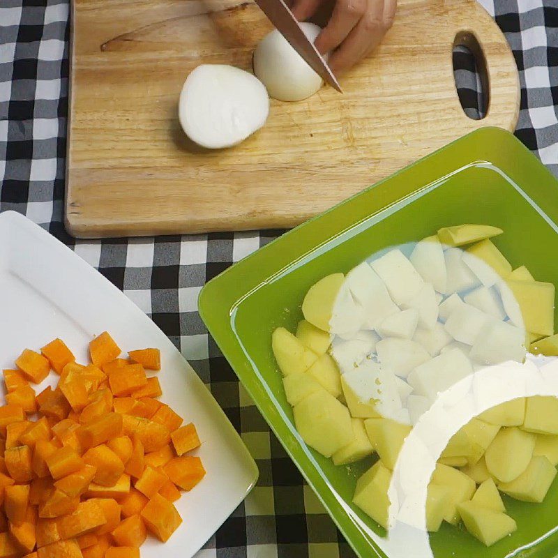 Step 1 Prepare the Ingredients for Japanese Beef Curry