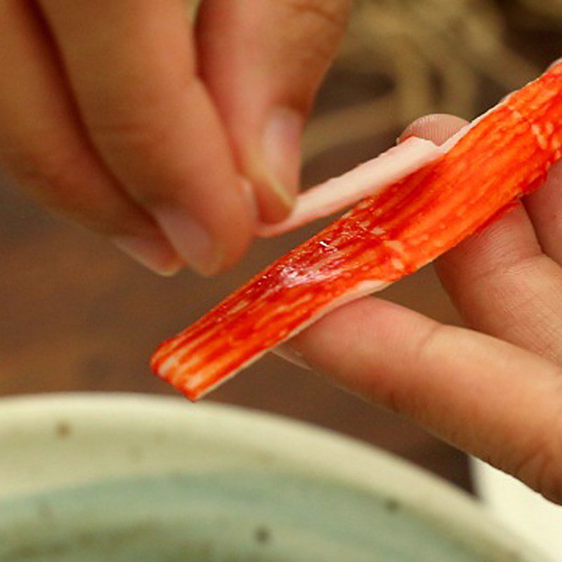 Step 1 Prepare the ingredients for Crispy Crab Sticks