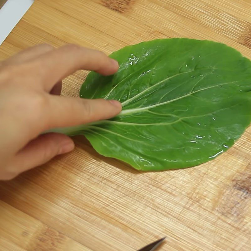 Step 1 Prepare the Ingredients for Steamed Chicken with Bok Choy