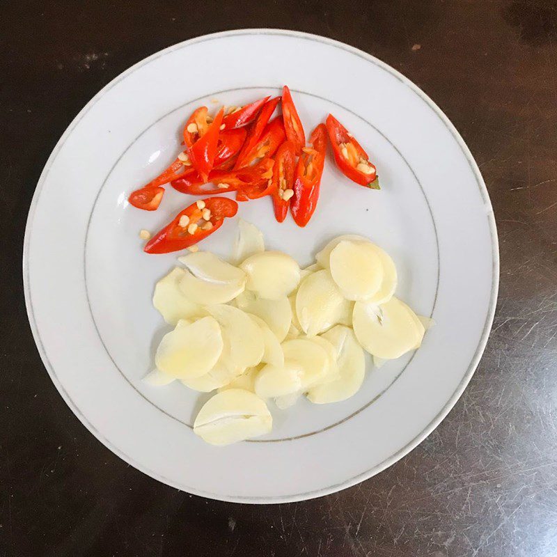 Step 1 Prepare the ingredients Pickled radish