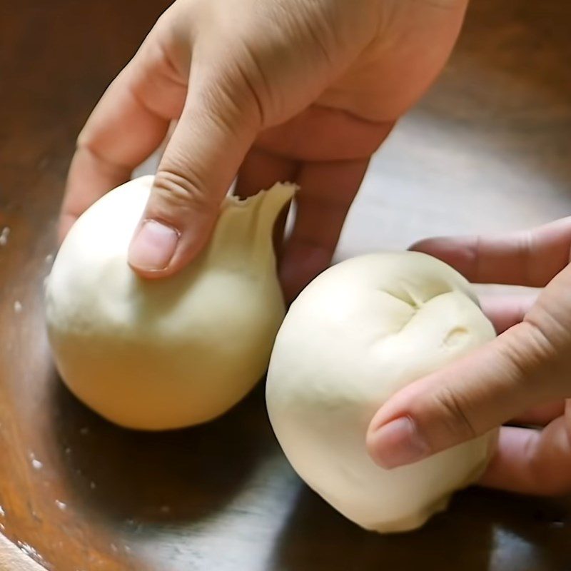 Step 1 Mix and knead the dough for Shrimp Stuffed Rice Rolls