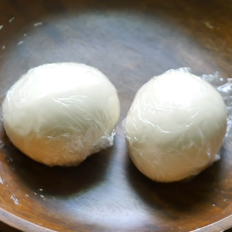 Step 1 Mix and knead the dough for Shrimp Stuffed Rice Rolls