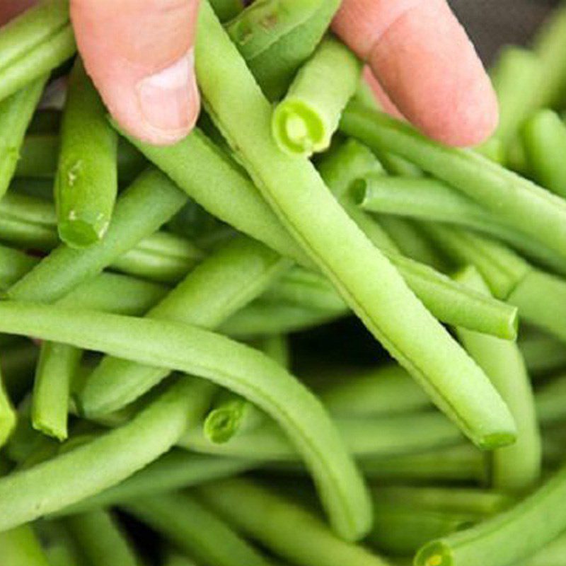 Step 1 Prepare the ingredients for Sautéed Baby Corn with Green Beans