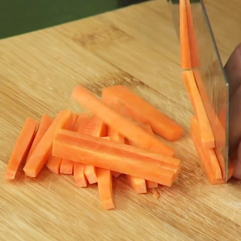 Step 1 Prepare the ingredients for Sweet and Sour Cucumber and Carrot Salad