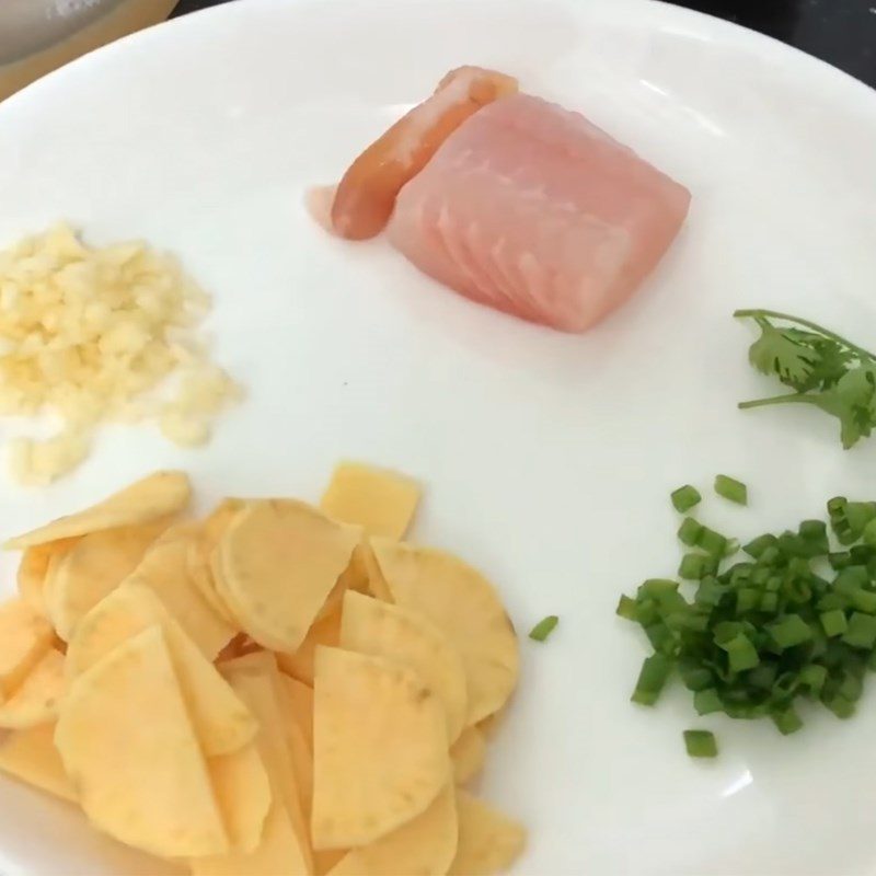 Step 1 Prepare the ingredients for Snakehead Fish Porridge with Sweet Potatoes