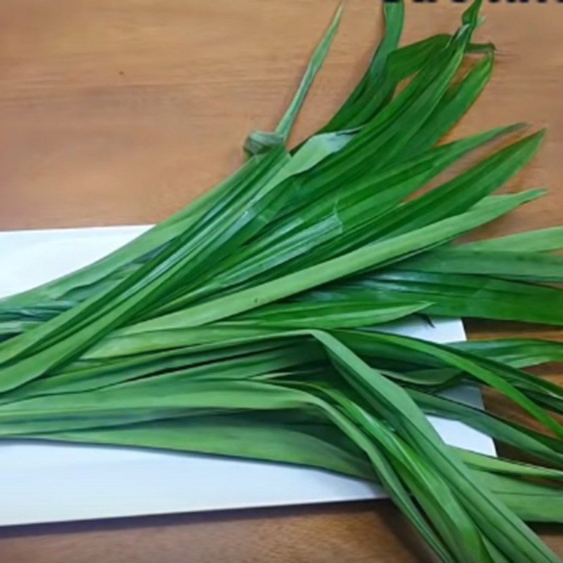 Step 1 Prepare ingredients Sticky rice