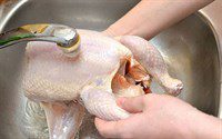 Step 1 Prepare the Ingredients for Steamed Chicken with Rice Wine