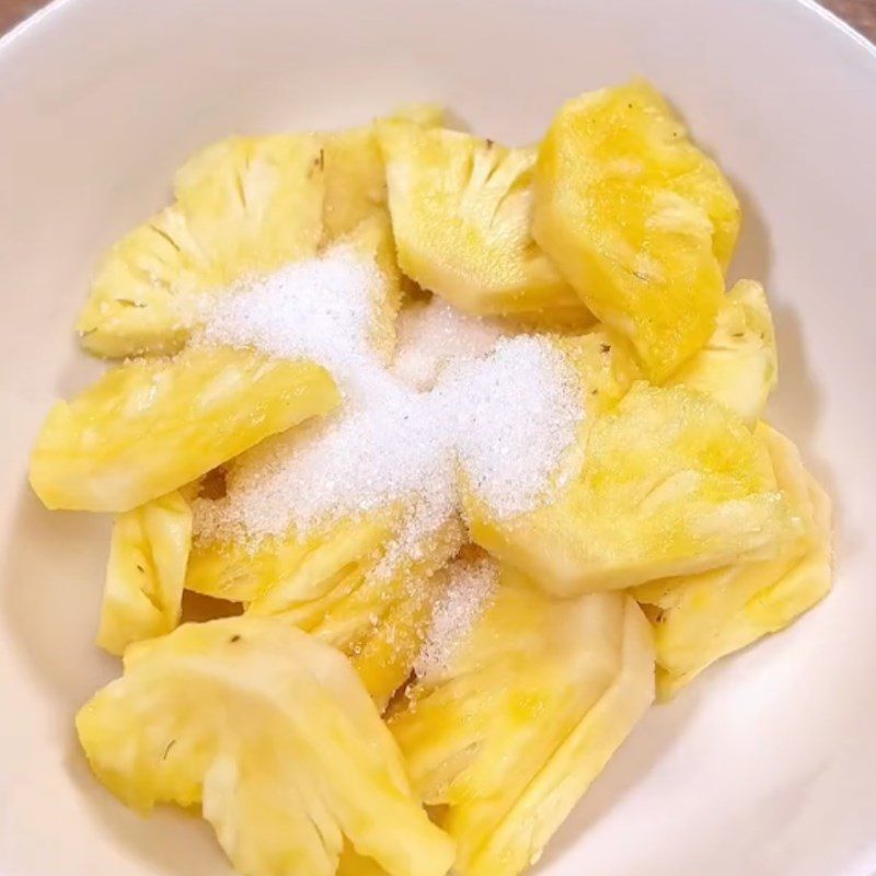 Step 1 Prepare the Ingredients for Shiitake Mushrooms with Pineapple (Recipe shared by Tiktok Vegetarian Kitchen XANH)