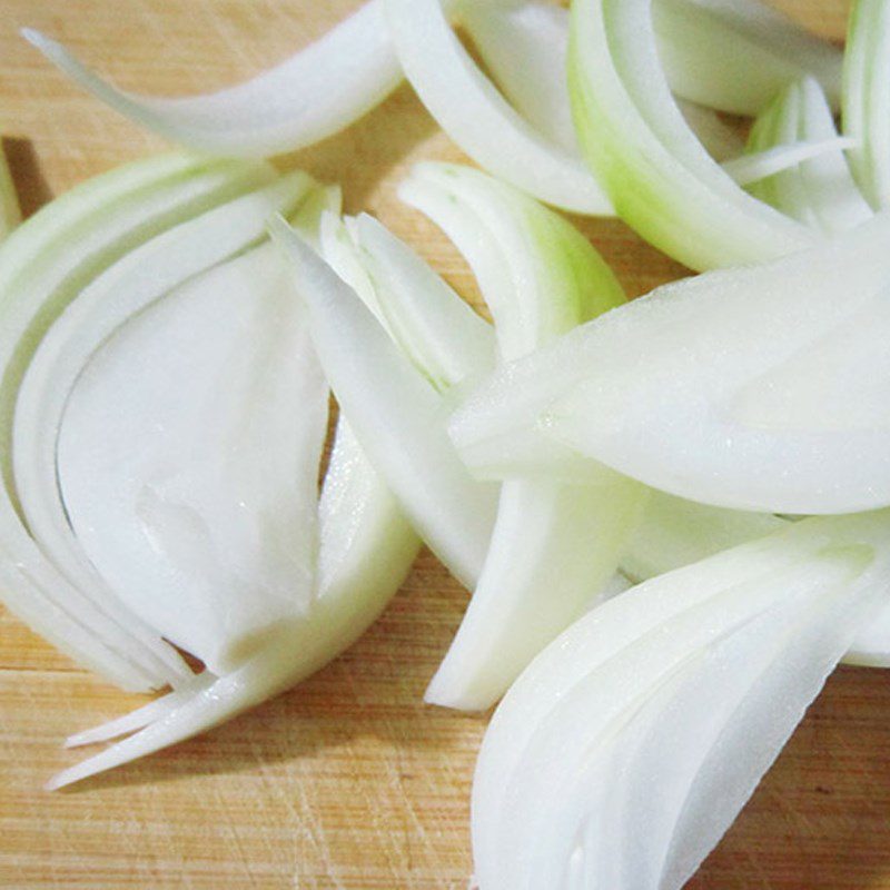 Step 1 Prepare the ingredients for Stir-fried octopus with celery