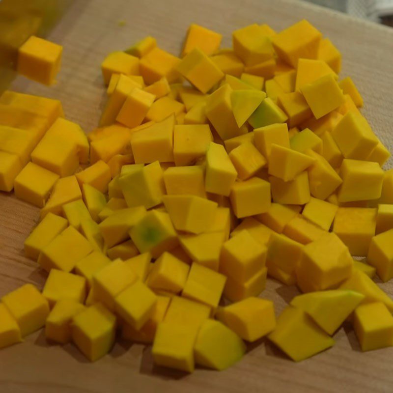 Step 1 Prepare ingredients for Pumpkin Risotto