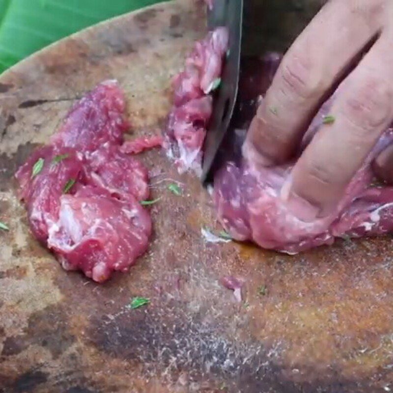 Step 1 Prepare the ingredients for Beef and Dinh Lang Soup