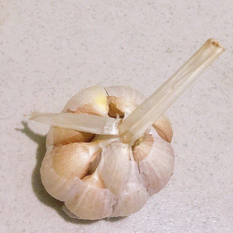 Step 1 Prepare the Ingredients for Garlic Stir-Fried Asparagus