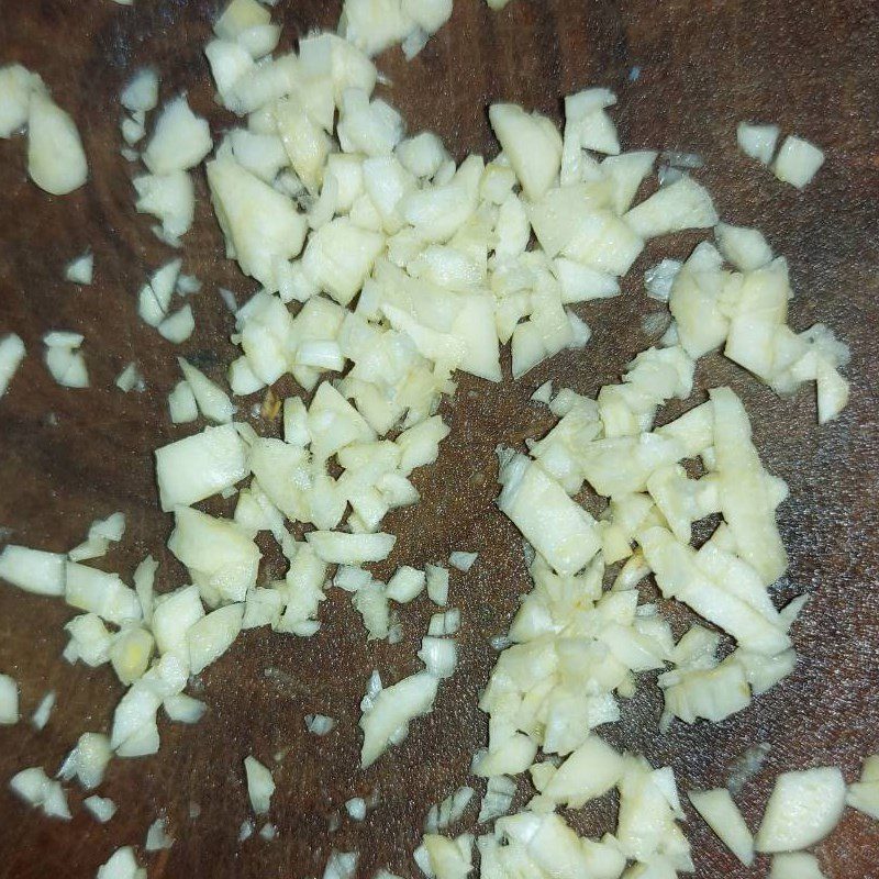 Step 1 Prepare ingredients for Braised Pork Thigh with Pepper