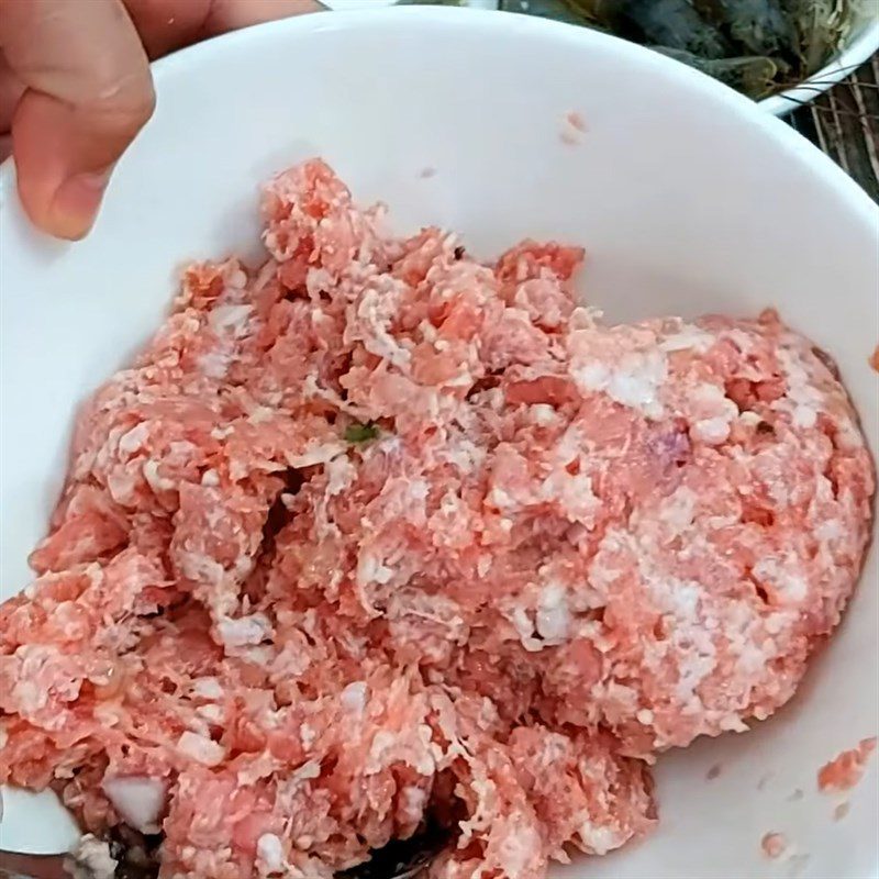 Step 1 Prepare ingredients for minced meat noodle soup