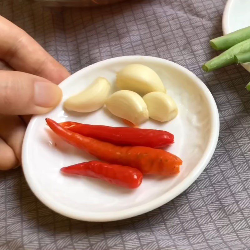 Step 1 Prepare the ingredients for Carrot Salad