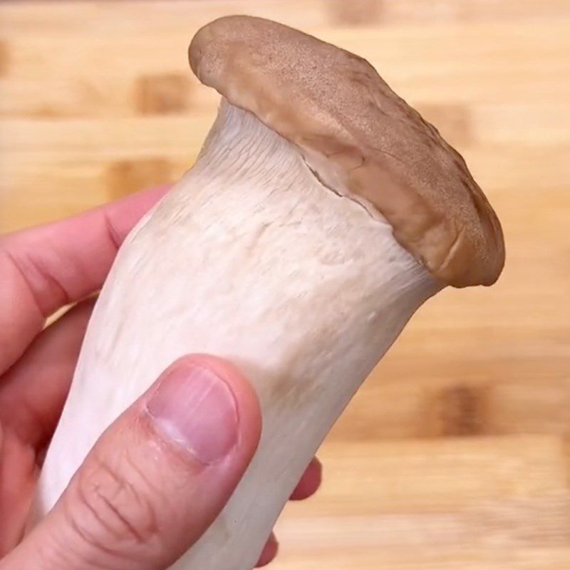Step 1 Prepare ingredients for Chicken Drumstick Mushroom wrapped in Tofu with Pepper