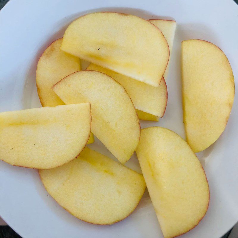 Step 1 Prepare the ingredients for Apple Orange Tea