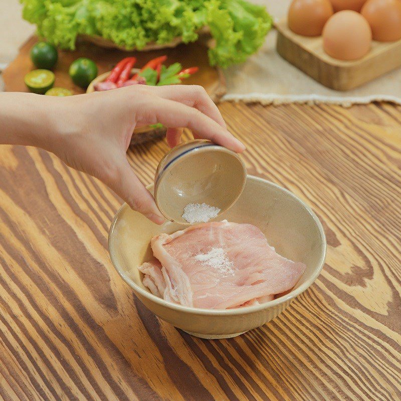 Step 1 Prepare the ingredients for crispy noodle salad with mango