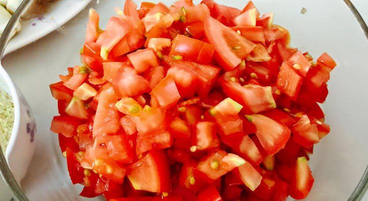 Step 3 Preparing other ingredients for Cobb salad