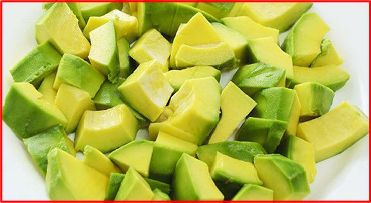 Step 3 Preparing other ingredients for Cobb salad
