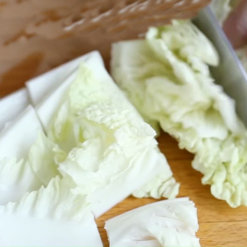 Step 1 Prepare vegetables for sweet and sour pickled vegetable salad